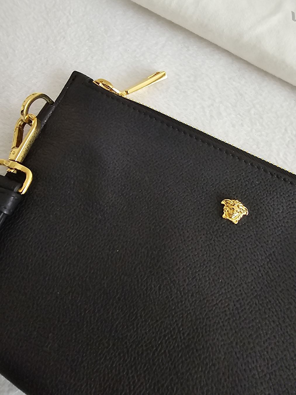 Versace Borse: versace handtasche – Nuovo (secondo la descrizione) da Amriswil venduto da newschweiz 1