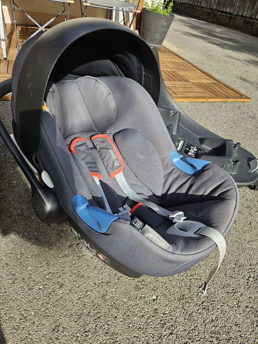 Cybex Seggiolini per auto: Cybex Aton B  – Usato da Courroux venduto da Fornax 2