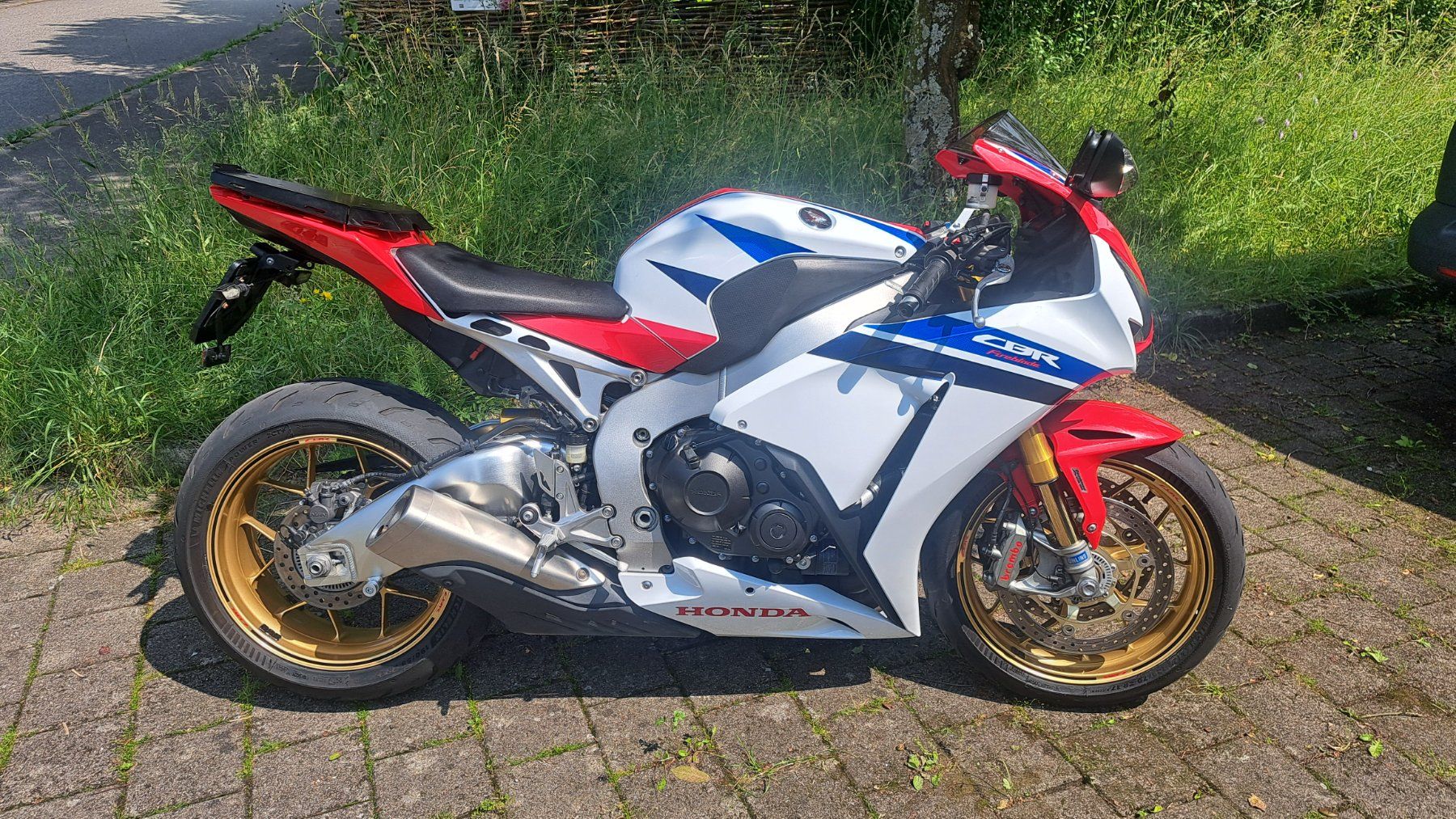 Honda Strada: HONDA CBR 1000 SA ABS – Usato da Suhr venduto da Ddgau 6