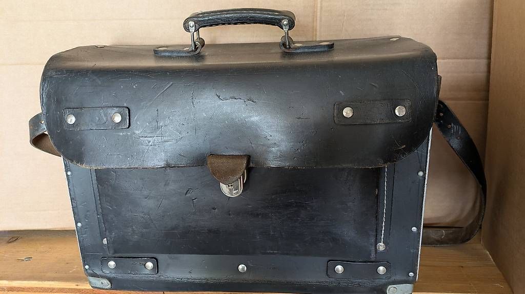 Borse: Ledertasche – Usato da Steinen venduto da paulo14