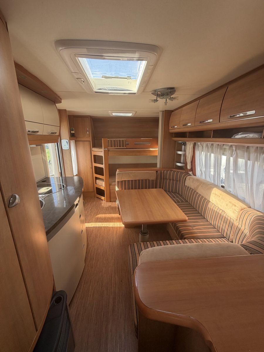 Hobby Camping Fahrzeuge: Hobby Excellent 560 Kmfe Wohnwagen – Gebraucht aus Ried-Brig von inf_k7jw 8