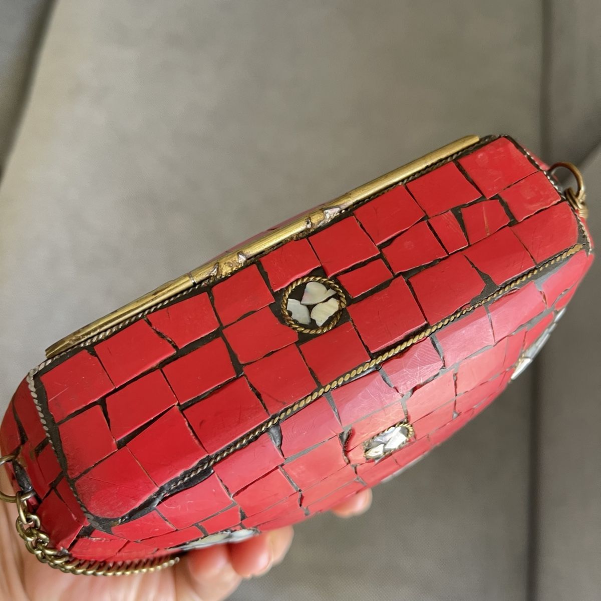 Borse: Rote Mosaik-Tasche mit Kette – Einzigartig – Nuovo (secondo la descrizione) da Bern venduto da dek_7bjd 7