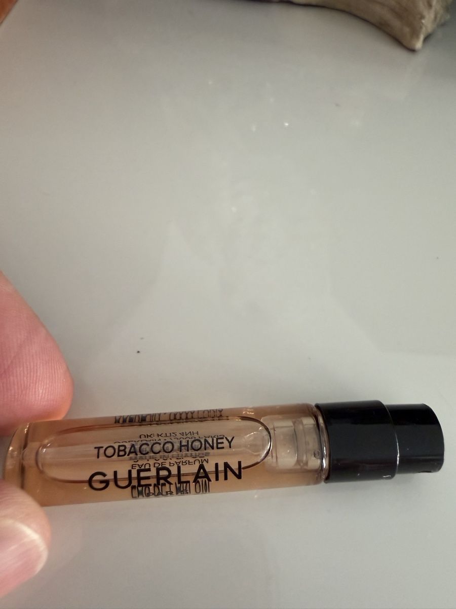 Guerlain Profumi & Eau de Toilette: Guerlain Tobacco Honey EDP - Rare Sample – Nuovo (secondo la descrizione) da Morges venduto da kon_c2pz 2