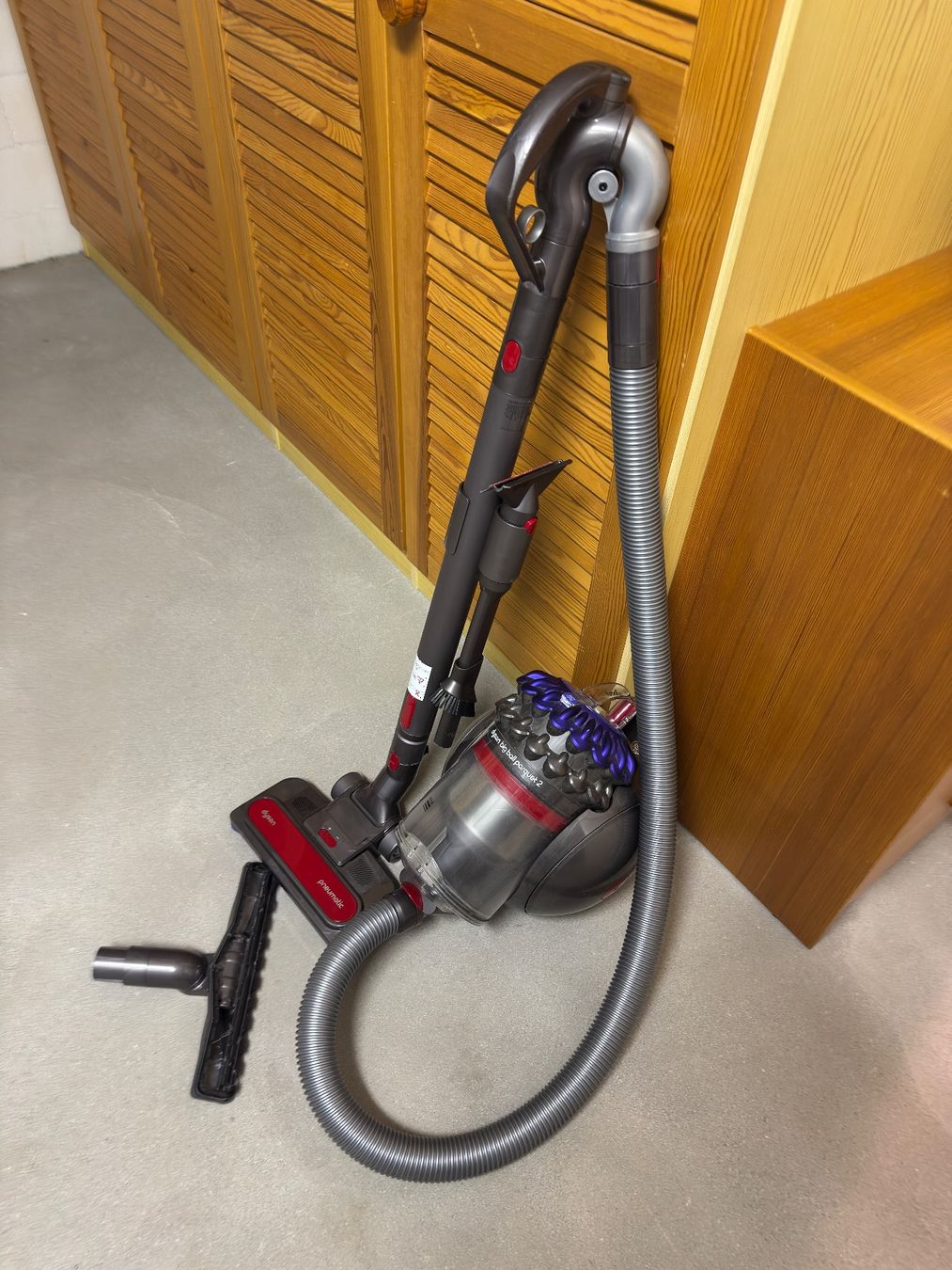 Aspirapolveri & Accessori: Dyson Big Ball 2 – Usato da Adliswil venduto da highknee