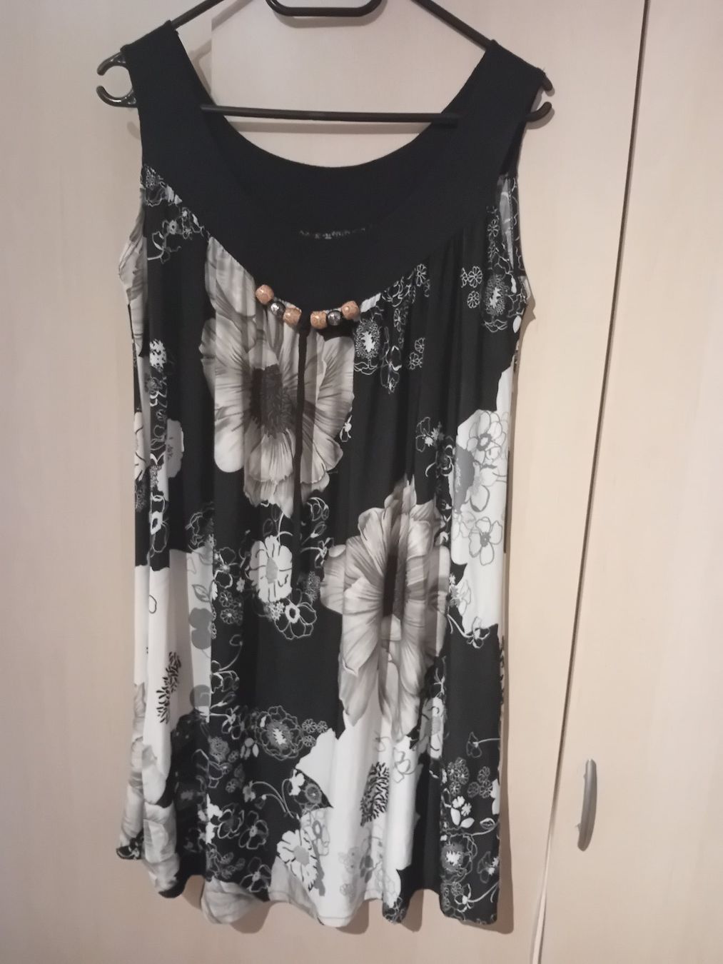 Vestiti: Kleid Gr.38/40 – Usato da Allschwil venduto da Beautyskin