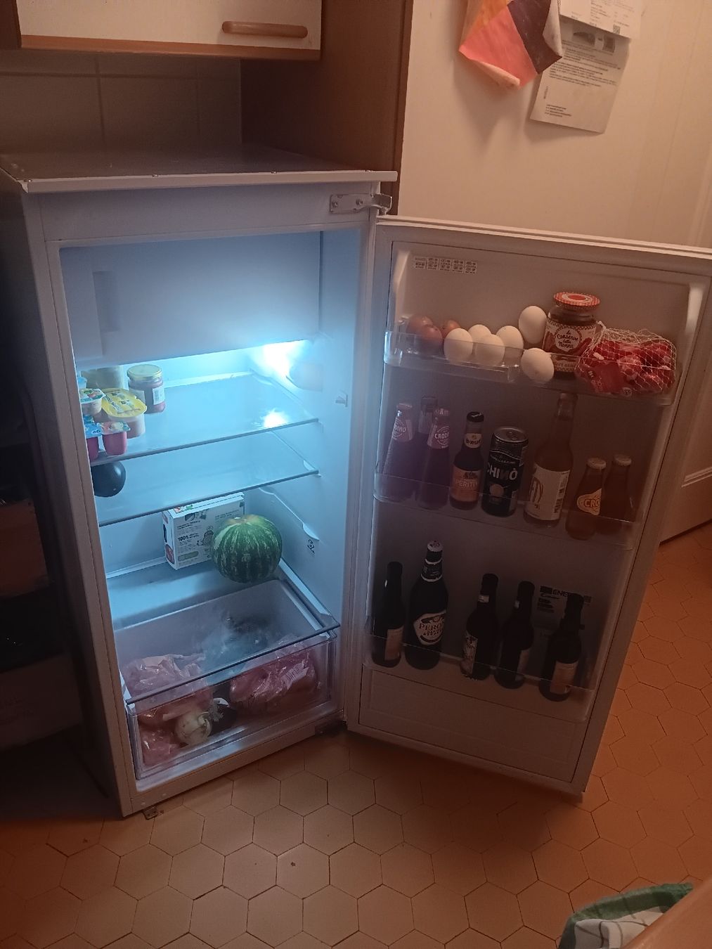Kühlschrank: réfrigérateur Lipo Candy – Gebraucht aus Lausanne von Grabock 1