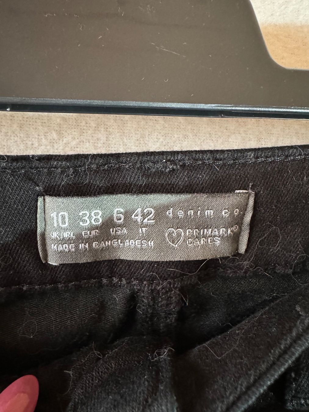 Primark Jeans: schwarze Jeans von Primark Gr. 38 – Usato da Grosswangen venduto da second_hand_dress 1