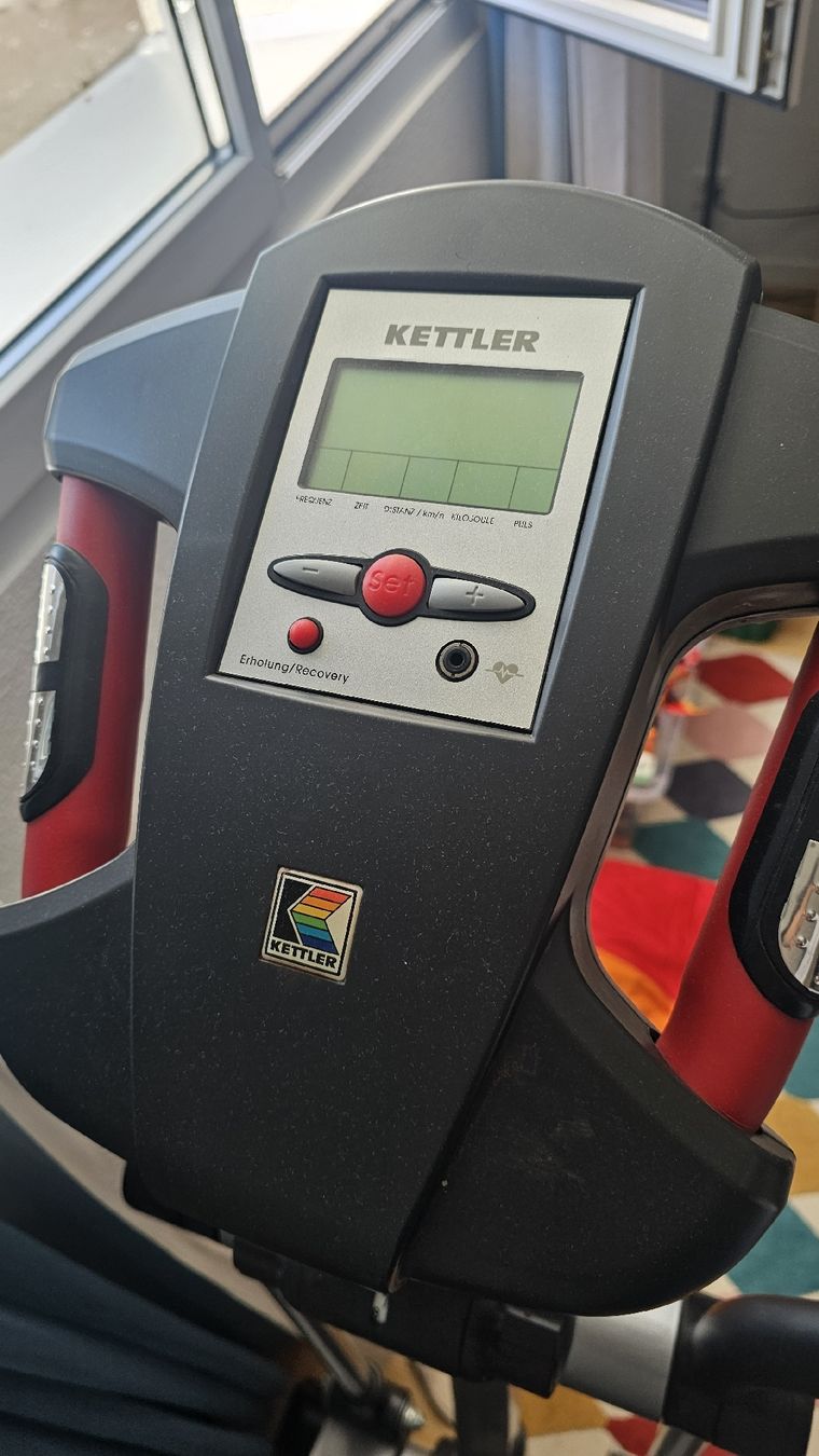 Kettler Hometrainer: Kettler Crosstrainer Ellipsentrainer Heimtrainer – Usato da Wittenbach venduto da Smailef 1