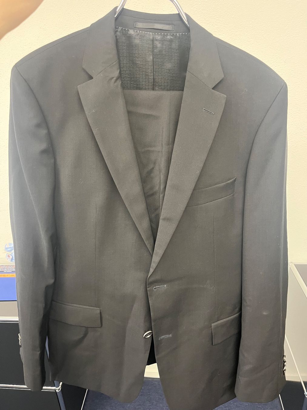 Completi: Hugo Boss Anzug schwarz ab CHF 1.00 – Usato da Zürich venduto da simugi 8