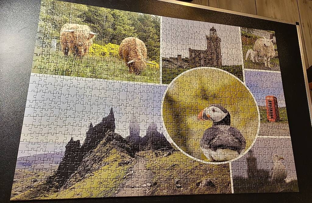 Puzzle: Puzzles 1000 pièces – Usato da Chamoson venduto da Chricou7 1