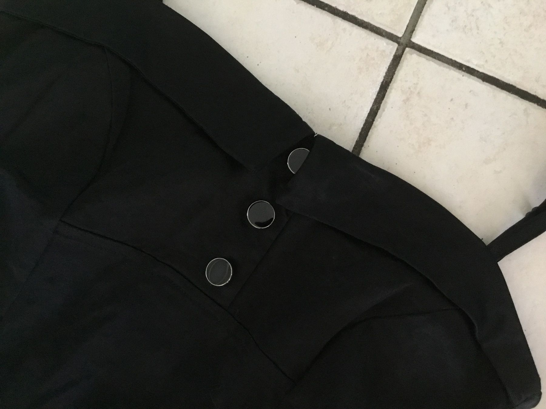 Robes: Schwarzes Cocktail Kleid Gr.36 – D'occasion à Obergerlafingen par cabo4 1