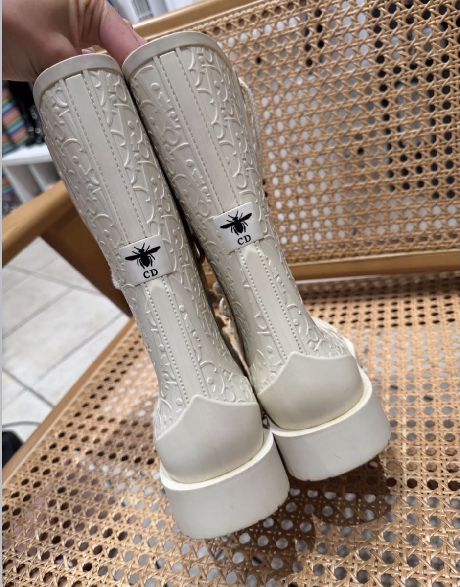 Dior Chaussures femmes: Christian Dior rain boots – D'occasion à Lausanne par LadyGSx 2