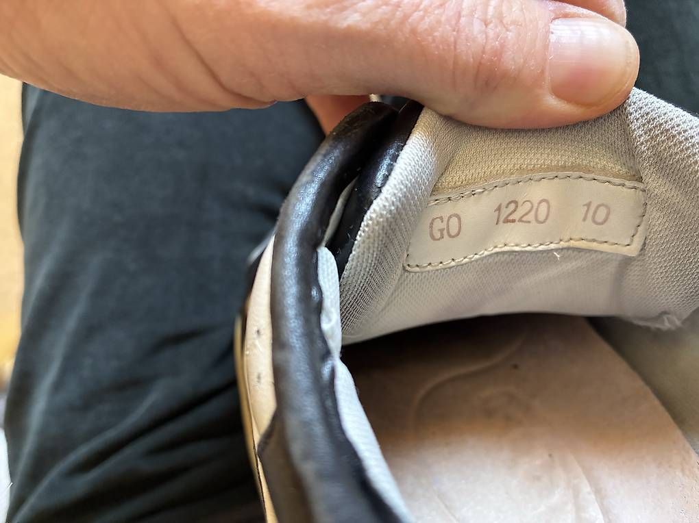 Herrenschuhe: Louis Vuitton Trainer Sneaker 10/44.5 – Gebraucht aus Zuoz von Janth 3