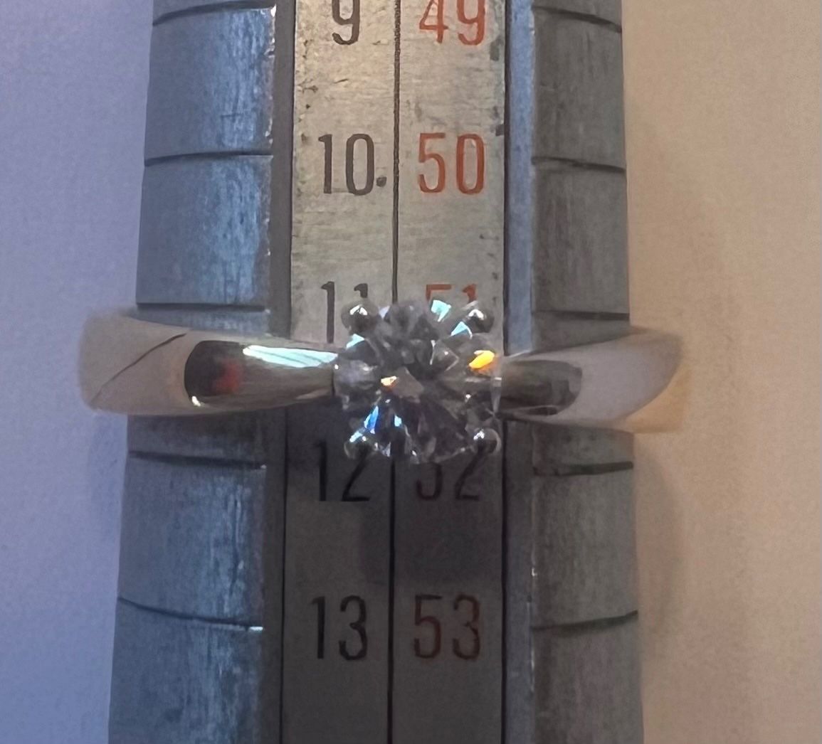 Anelli: Solitär Diamant Ring, multicolor, mit Bri. EVS2 0.310 ct – Nuovo (secondo la descrizione) da Schaffhausen venduto da Simonaa2 5