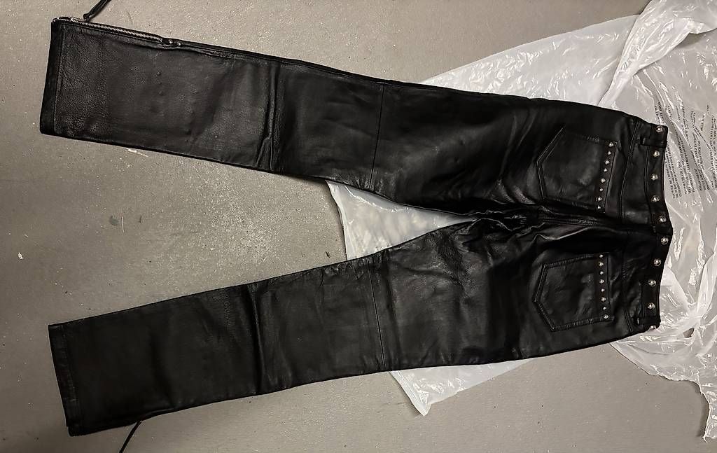Pantaloni: Echte neue Lederhose – Usato da Möriken AG venduto da Marisa043 1