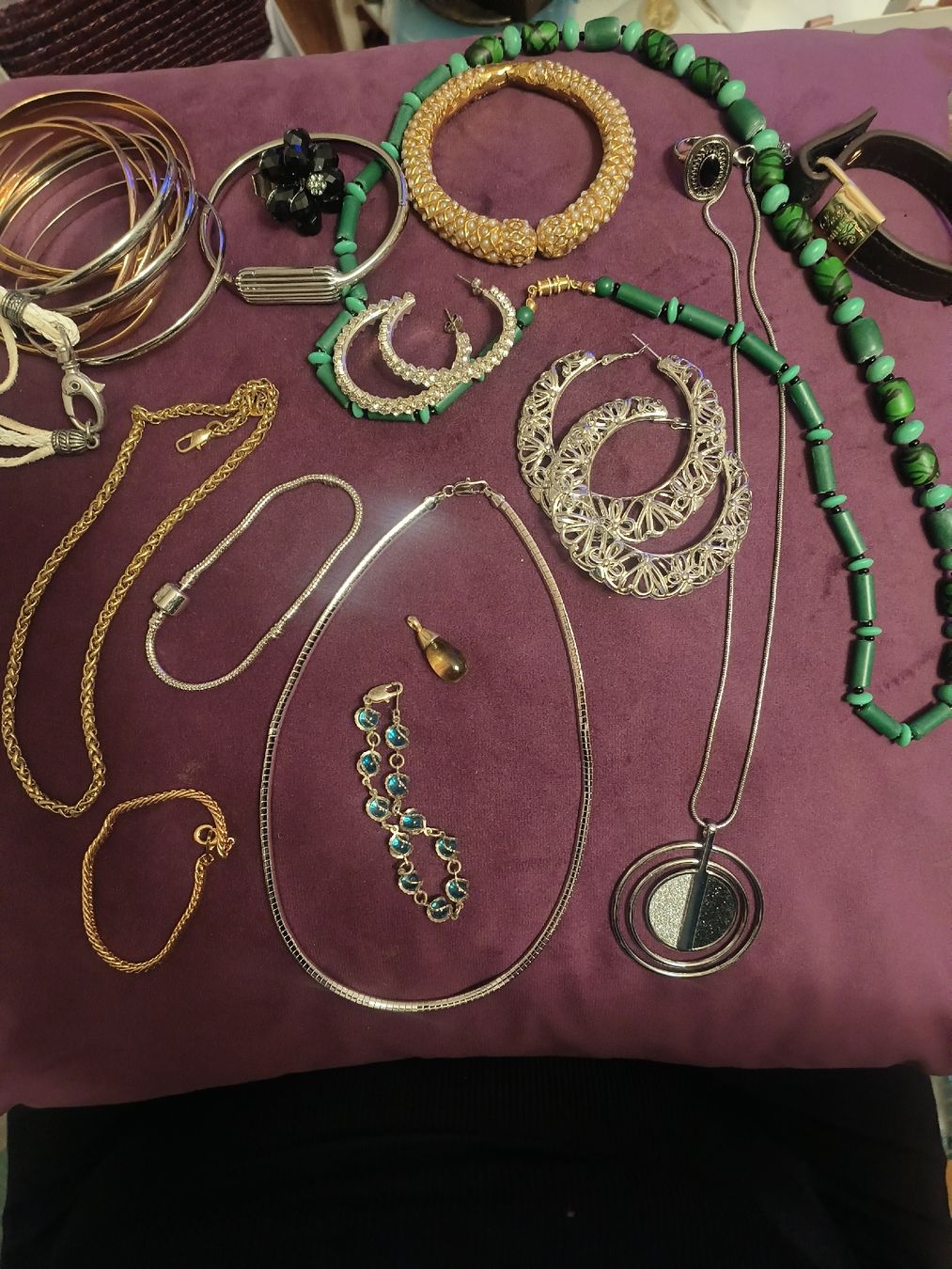 Sonstiger Schmuck: lot bijoux divers – Gebraucht aus Pampigny von Nathbn