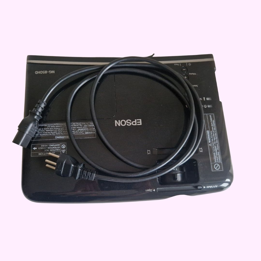 Epson Proiettori: Epson Beamer, Modell MG-850HD - Lampe defekt. – Difettoso da Bern venduto da Vintagefromthefuture 1