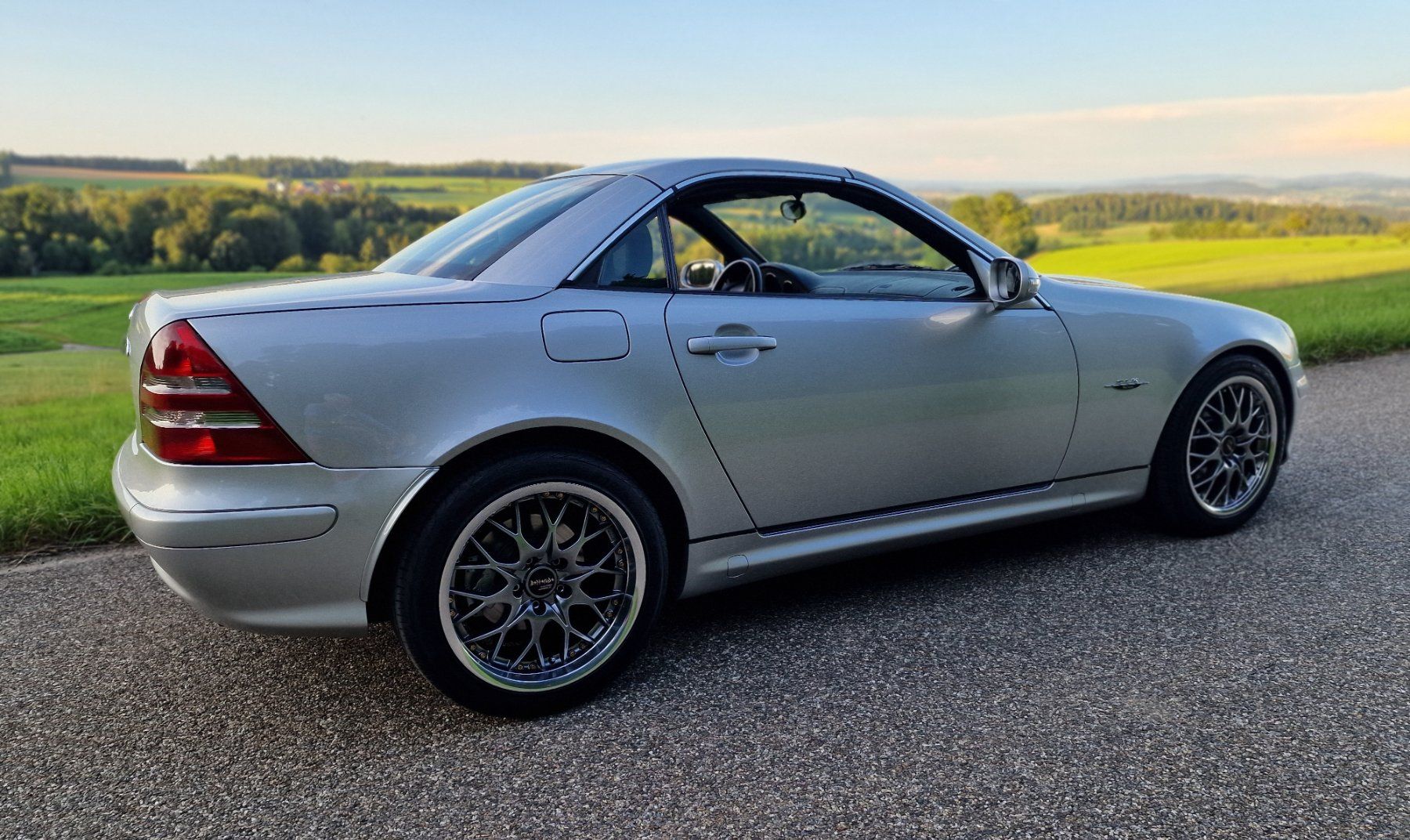 Mercedes-Benz Automobili: Mercedes-Benz SLK 200 Kompressor - Final Edition – Usato da Freienstein venduto da Zephyr_92 4