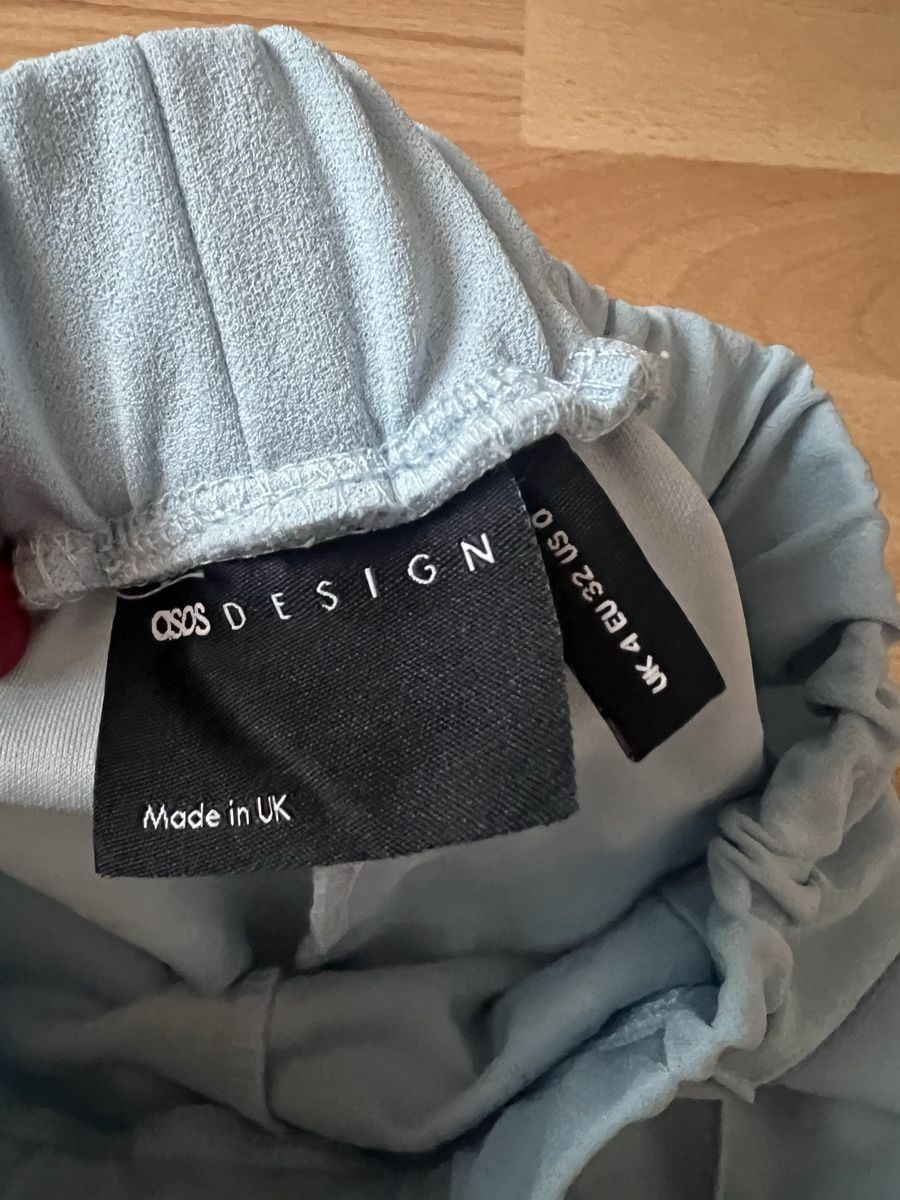 Pantaloni: Elegante Stoffhose Hellblau Gr. 32 ASOS Design – Nuovo (secondo la descrizione) da Kirchberg BE venduto da lea_kb6y 1