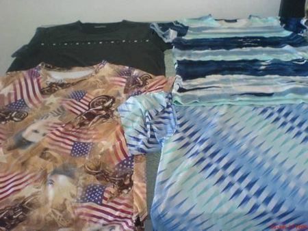 4 schöne, moderne Shirts M/L