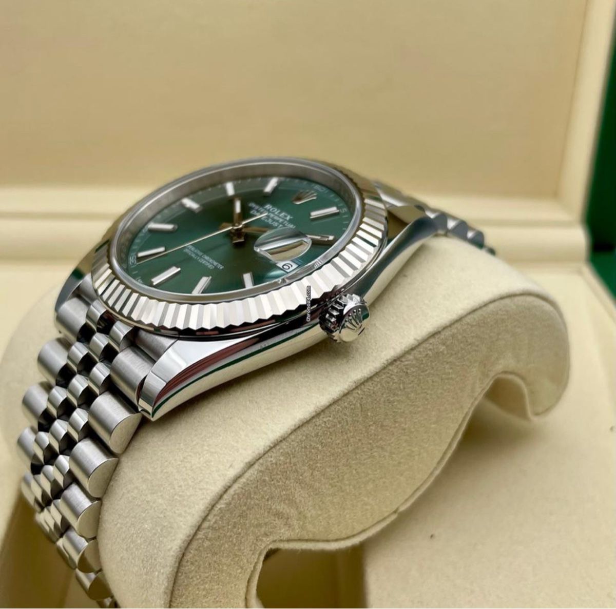 Rolex Montres: Rolex Datejust 41 Mintgreen – Neuf avec emballage d'origine à Langenthal par Watchtrader92 2