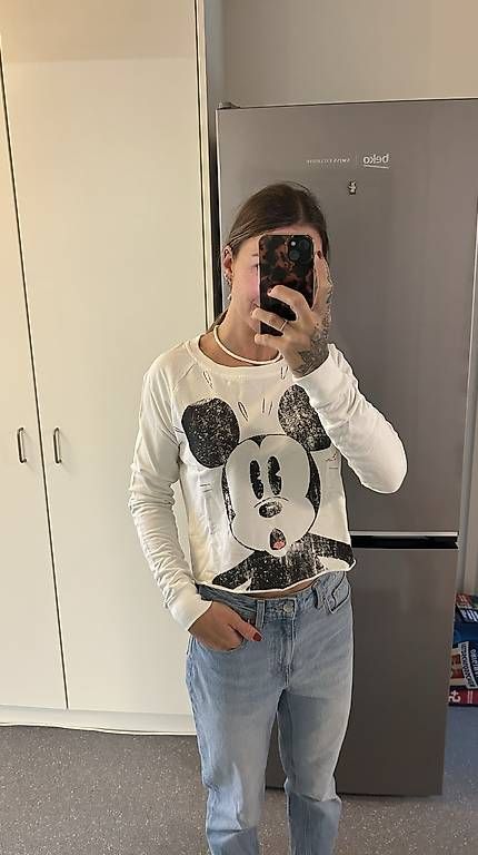 Pullover & Sweatshirts: Mickey Pullover – Gebraucht aus Thun von SelinaW1995