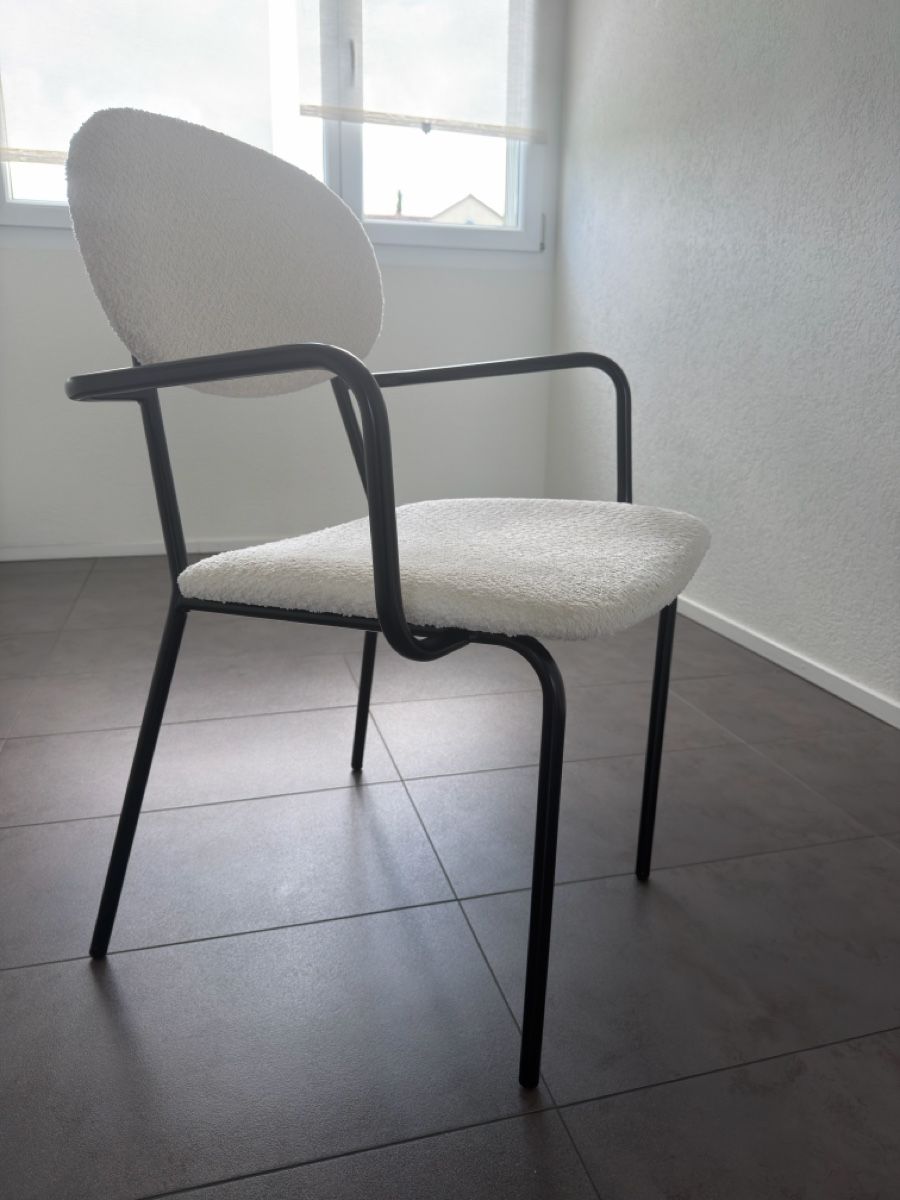 La Redoute Stühle: Gemütlicher Stuhl aus Bouclé – Gebraucht aus Granges-Paccot von Gabizinha85