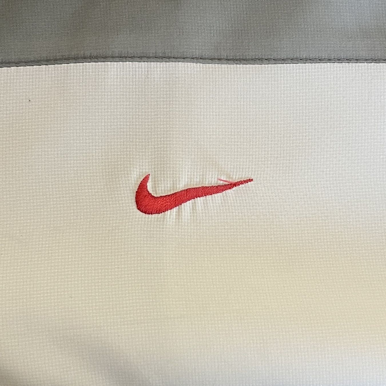 Nike Giacche: Vintage Nike Trackjacket (L) – Usato da Chamoson venduto da Sapoloshop 1