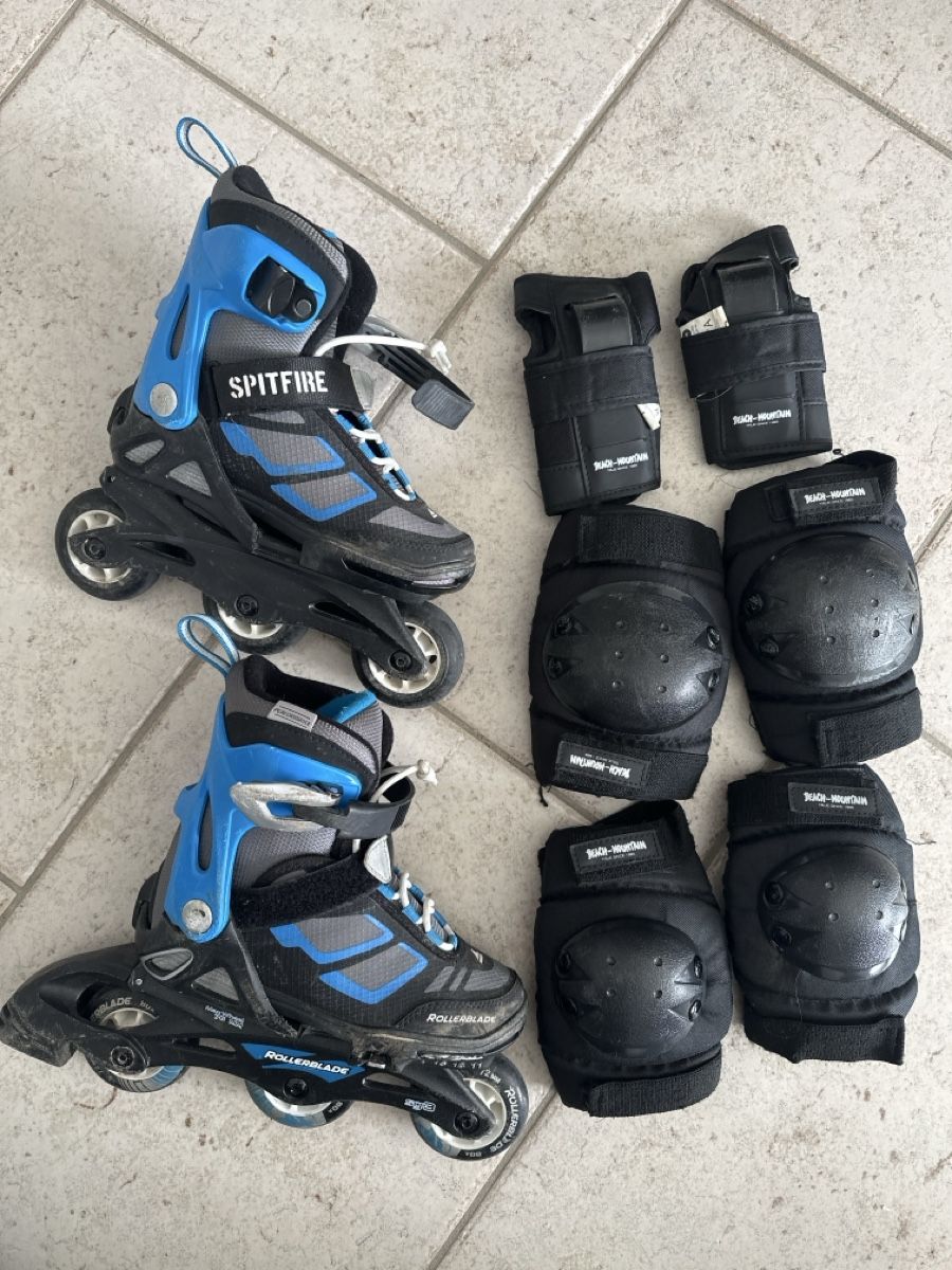 Patins à roul. & inline: Inlineskates Rollerblade Grösse 28-32 gebraucht inkl.Schoner – D'occasion à Wettingen par sue_2v99