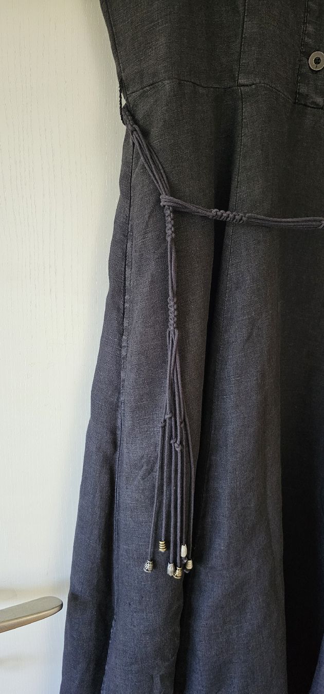 Nile Vestiti: Nile ~ Leinenkleid mit V-Ausschnitt – Usato da Kollbrunn venduto da Antikmann 3