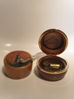 Reuge Spieldosen 2 Stück, mechanisch, Schweiz, Rarität