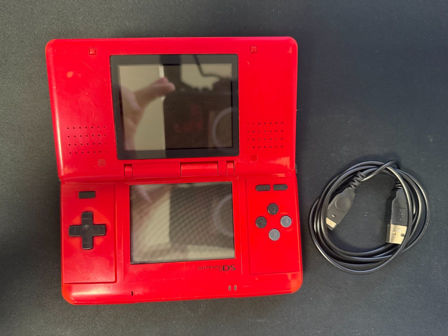 Nintendo Console: Console Nintendo Ds Rouge – Usato da Pont-de-la-Morge venduto da Darfal