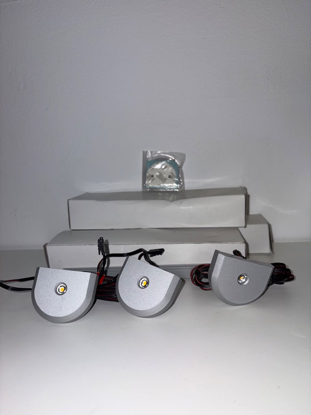 Lampade: Schrankbeleuchtung von BoConcept – Nuovo (secondo la descrizione) da Rotkreuz venduto da advatec