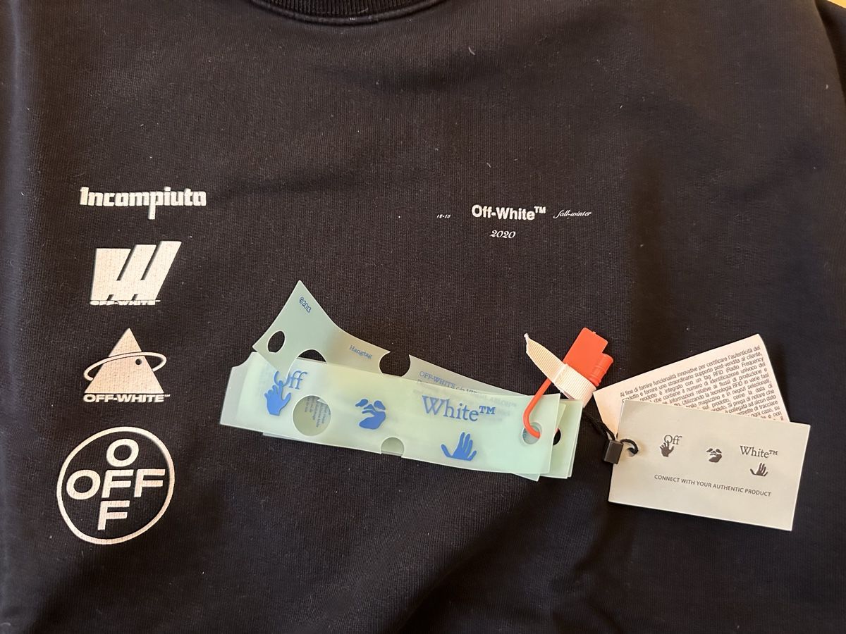 Maglioni & Felpe: Offwhite Sweatshirt – Usato da Horgen venduto da cec_6ylq 4
