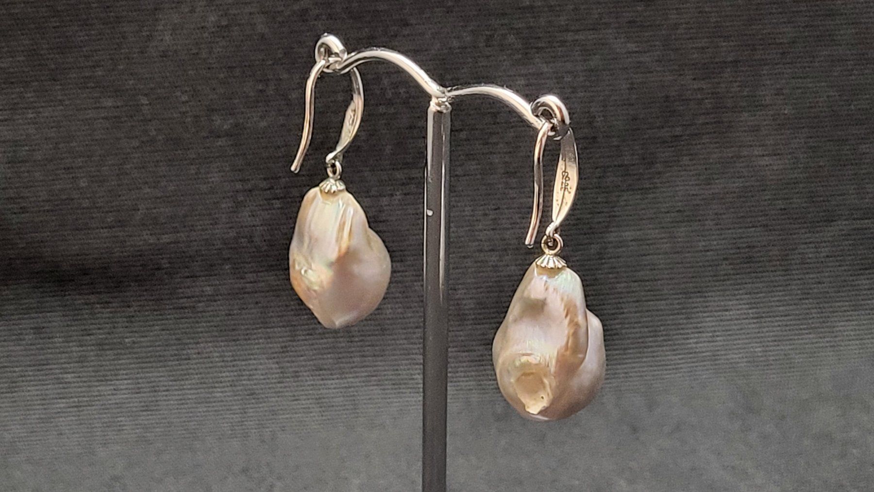 Boucles d'oreille: Silber-Ohrhänger mit Barockperlen – D'occasion à Basel par spinne02 3
