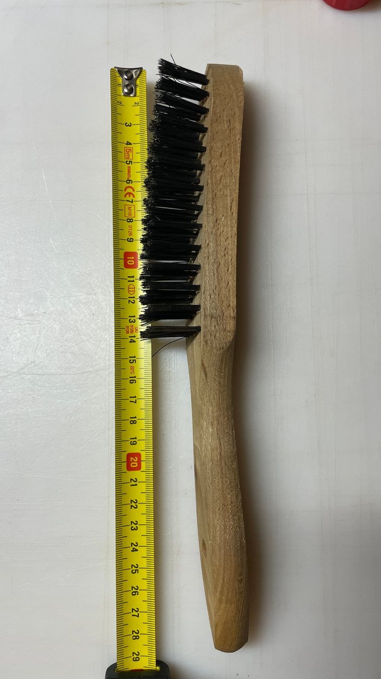 Autres articles pour la maison: Drahtbürste mit Holzgriff – D'occasion à Glattfelden par cybermaxx 3