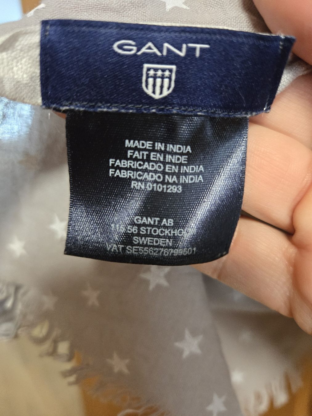 Gant Foulard & Sciarpe: GANT Tuch Schal Baumwolle Sterne grau – Usato da Zürich venduto da Deesay 2