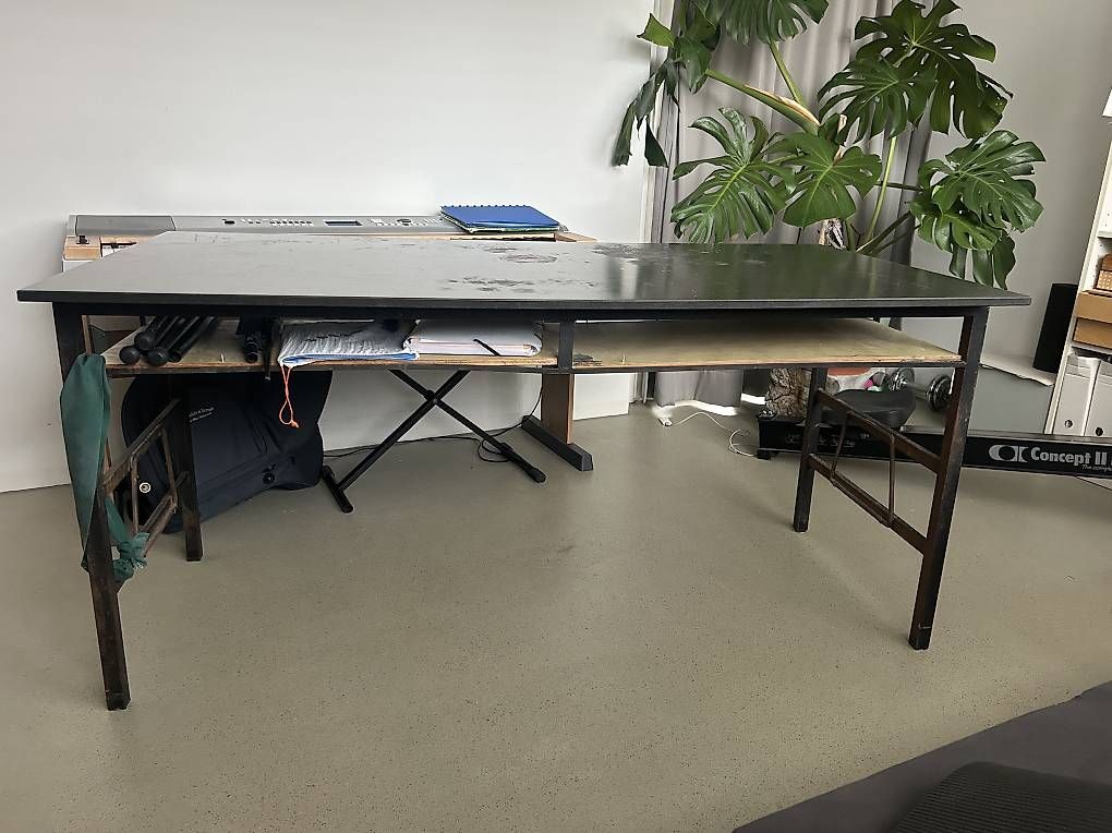 Bureaux: Arbeitstisch mit Ablage – D'occasion à Wohlen AG par Wyss79 4