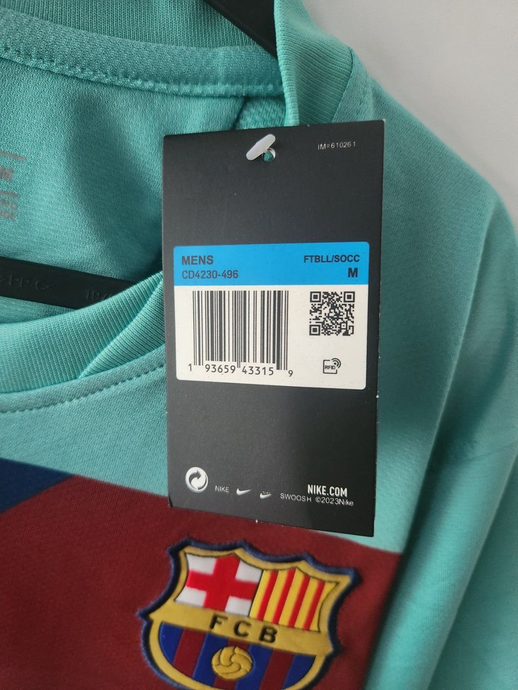 FC Barcelona Leibchen & Hosen: FC Barcelona Trikot Nike Grösse M  replica – Gebraucht aus Ennetbaden von ale_syz8 3