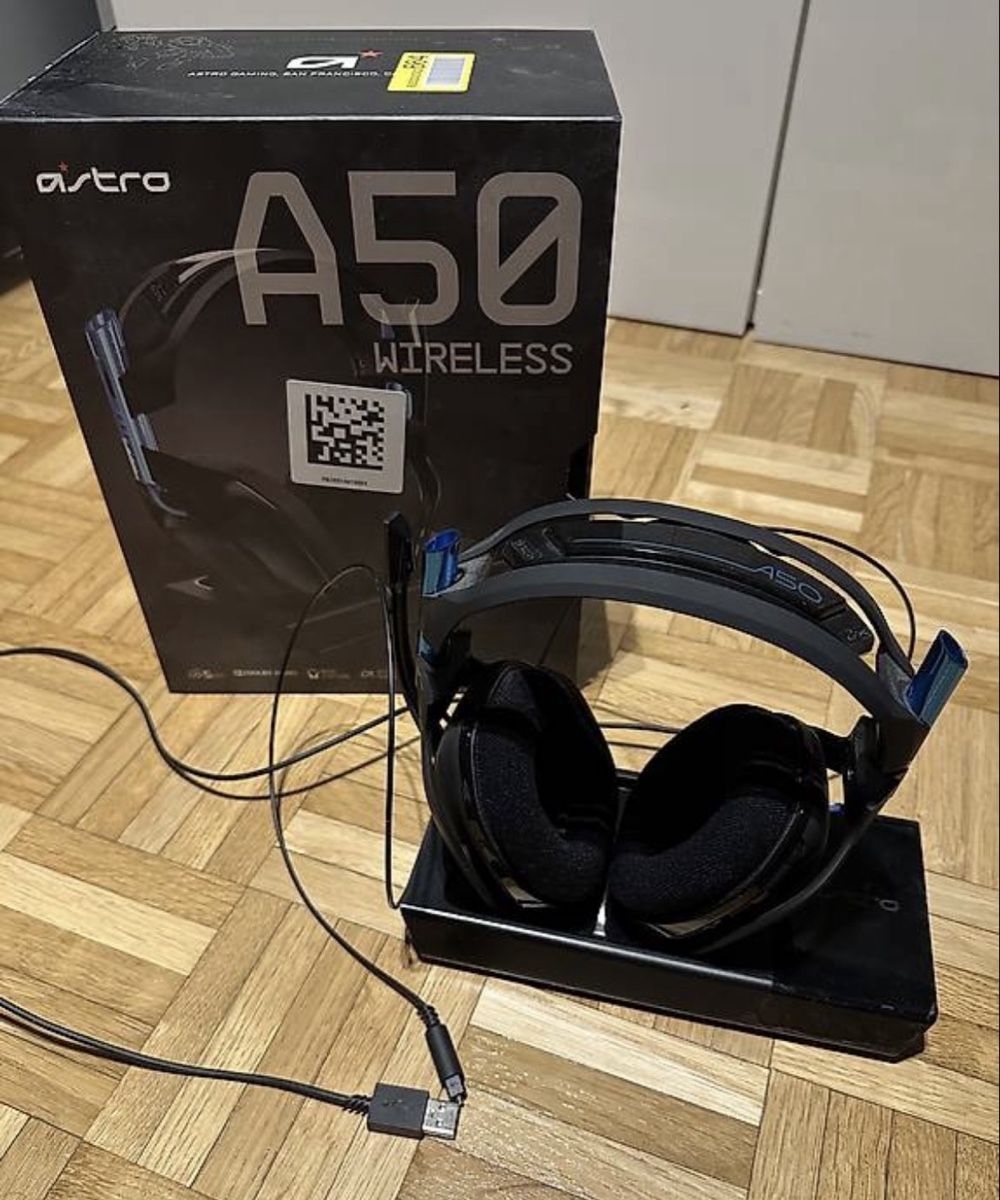 Cuffie: Astro A50 Wireless Gaming Headset + Base Station – Nuovo (secondo la descrizione) da Basel venduto da Deniz1998