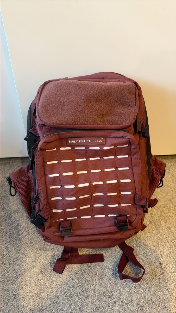 Rucksäcke: Built for Athletes Rucksack rot  – Gebraucht aus Winterthur von Goprosandro1