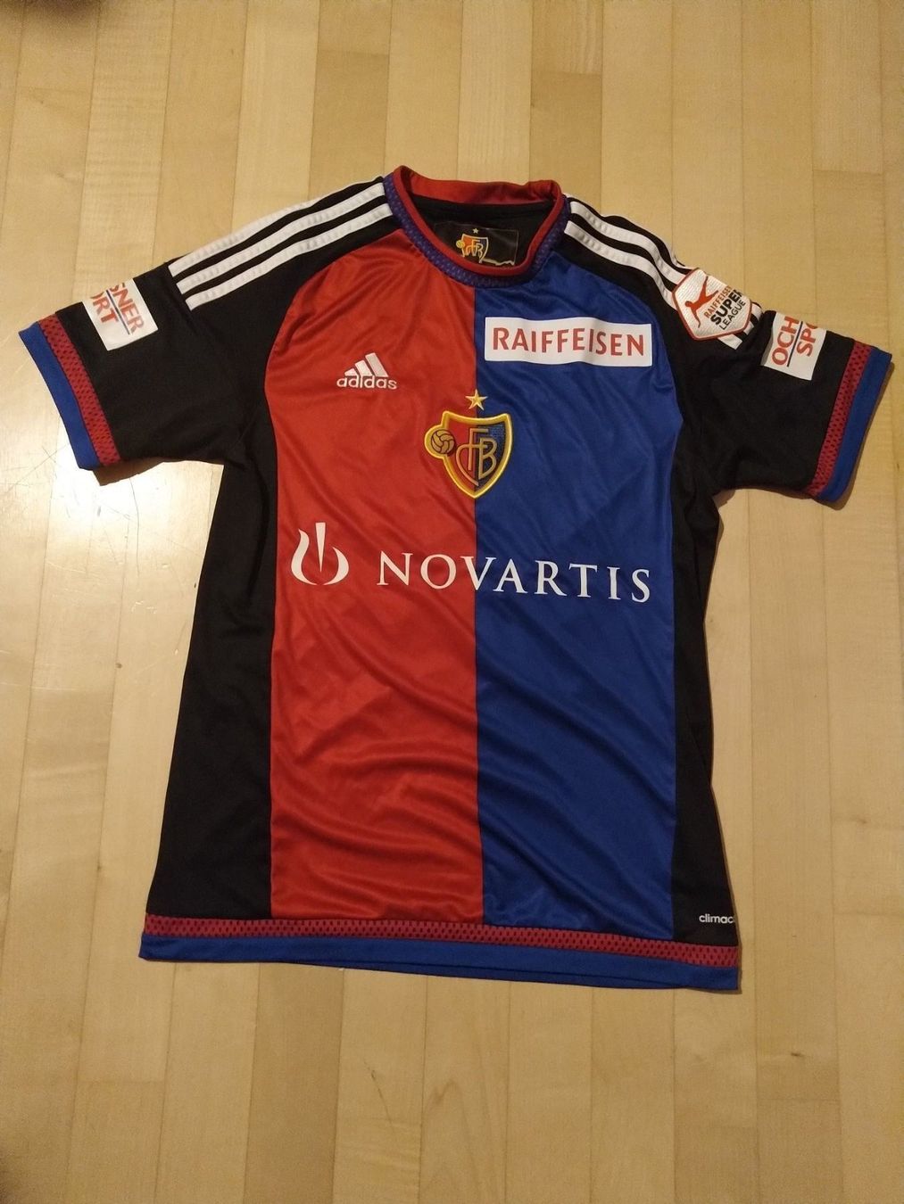 FC Basel Canottiere & Pantaloni: FC Basel FCB Matchworn Trikot 2015/16 – Usato da Wallisellen venduto da theadicts77 1