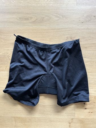 Radhose schwarz Grösse M 