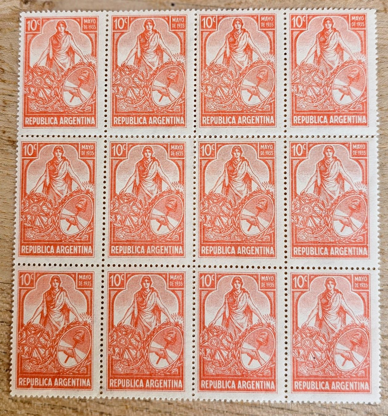 Tutti i francobolli: Argentina - 12 Marken Bogen ** 1935 – Nuovo (secondo la descrizione) da Les Valettes venduto da Nuba1