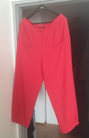 Niederberger, Hose in rot