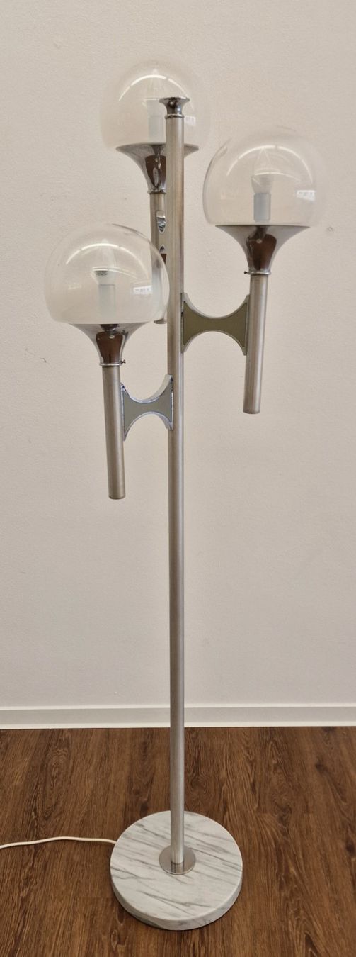 Lampen: Space Age Design, Gaetano Sciolari, Stehlampe, 1970er, Chrom – Gebraucht aus St. Gallen von chambredirecte 1