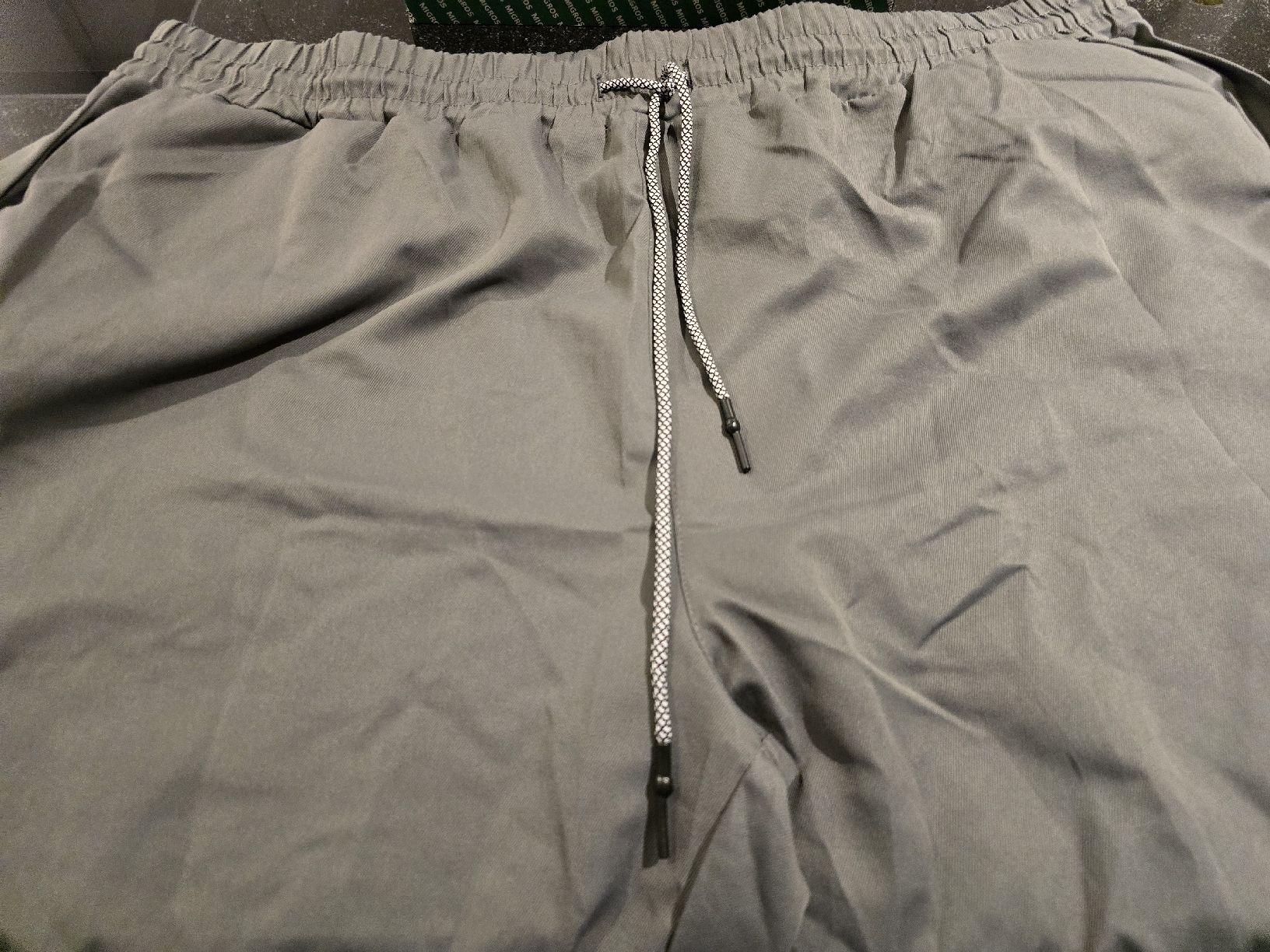 Pantaloni: FREIZEITS HOSE IN GRAU – Nuovo (secondo la descrizione) da Derendingen venduto da Mil_l98S
