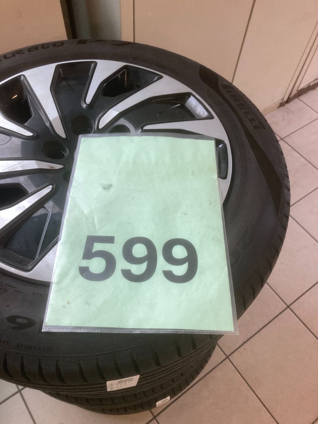 Ford Pneus & Kompletträder: Ford Focus Sommerräder 205/60R16  Pirelli – Gebraucht aus Cham von WB2223 7