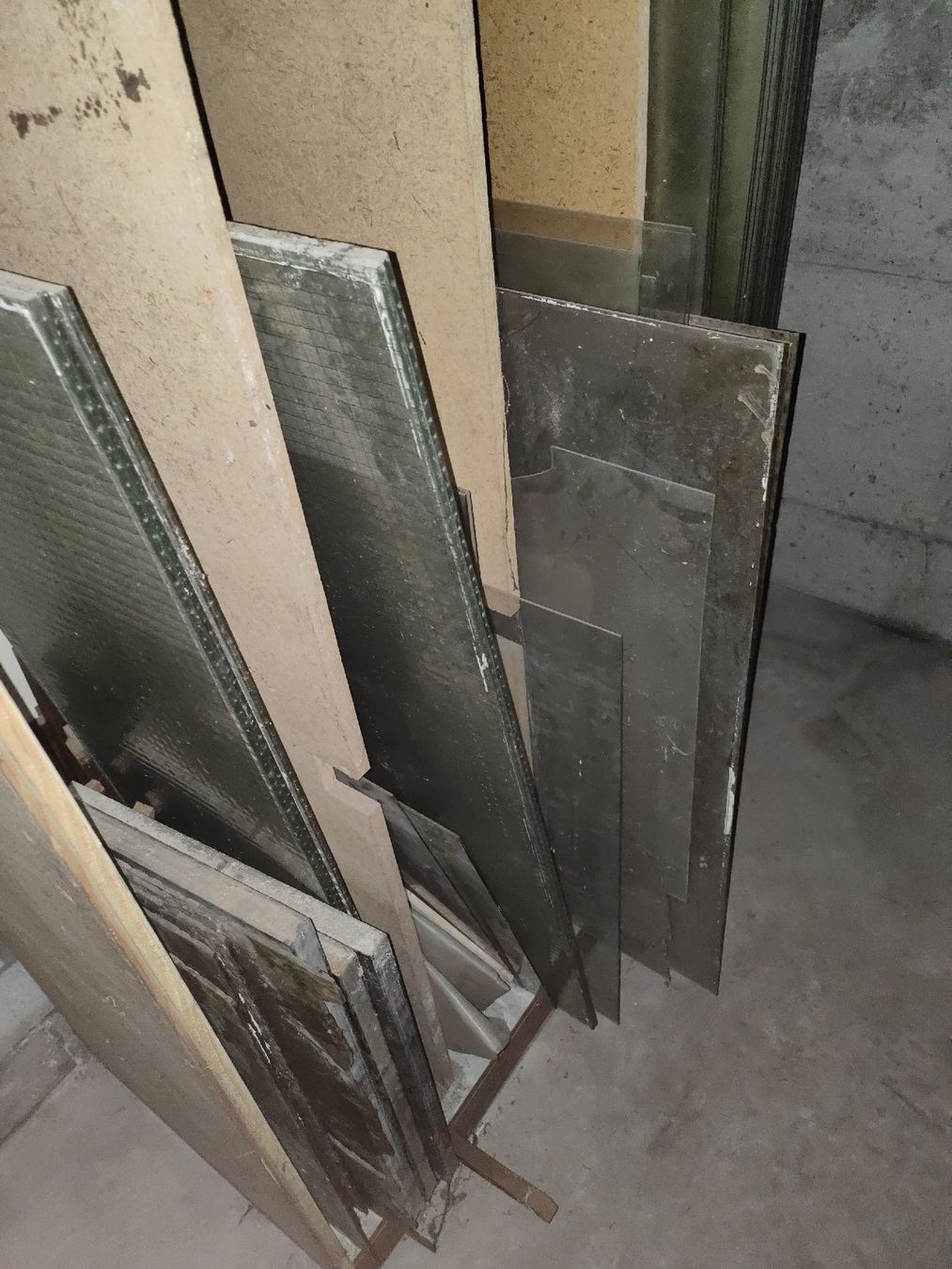 Bicchieri: Diverse Glasplatten/Fensterglas – Usato da Wetzikon ZH venduto da SparrowJack111 1