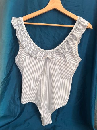 maillot de bain une pièce intemporel taille M